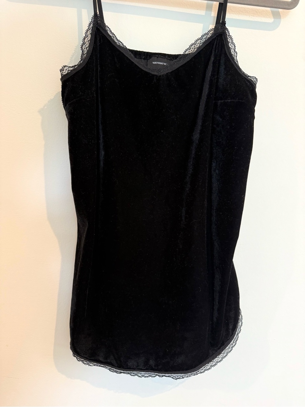 Who What Wear Black Velvet Lace-Trim Camisole Top XS